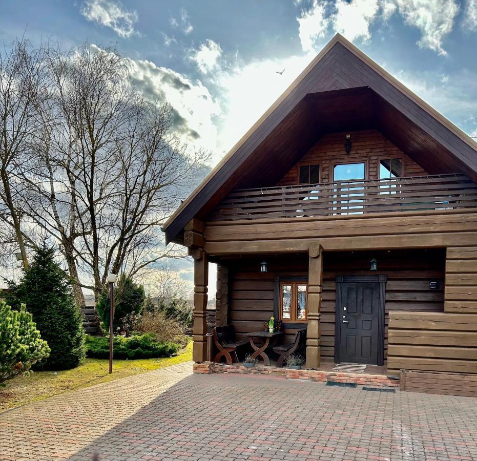 Zemene Vila Bauska Exterior foto
